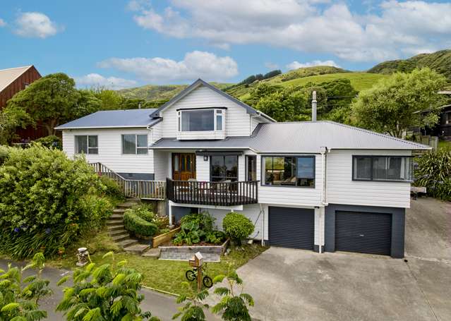 18 Te Pari Pari Road Pukerua Bay_1