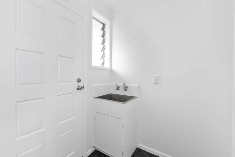 2/68 Ruawai Road Mount Wellington_7