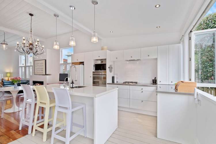 33 Church Street Devonport_26