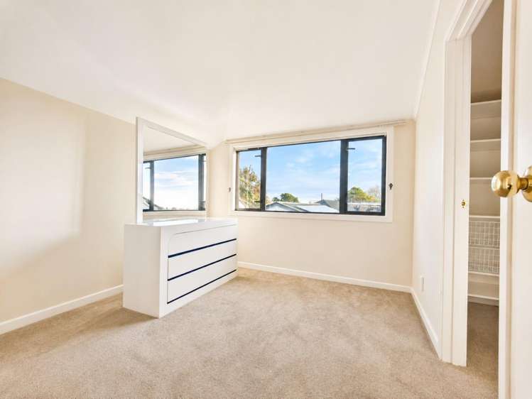 2 Mellons Bay Road 10679_12