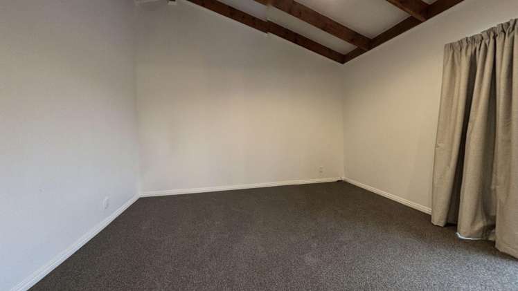 17 Hookway Grove 10587_2