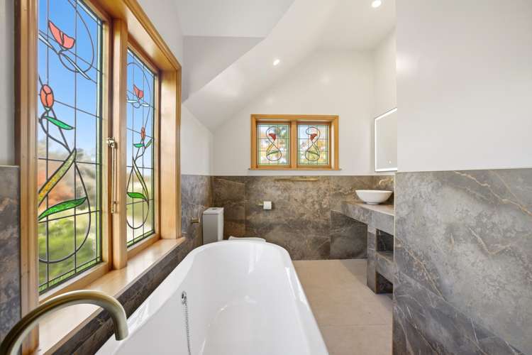 313 Plaskett Road Fernside_13