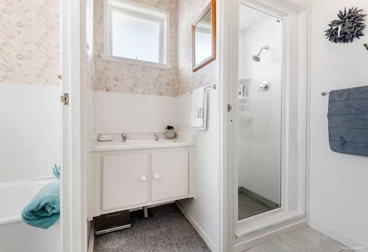 21 Eyre Street Henderson_11