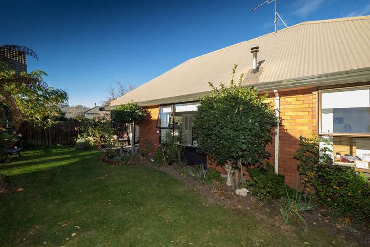 2/47 Oak Grove Ashburton_8
