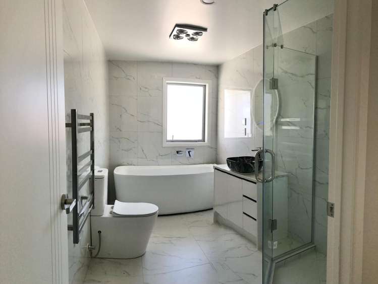 11 Aklander Rise Flat Bush_10