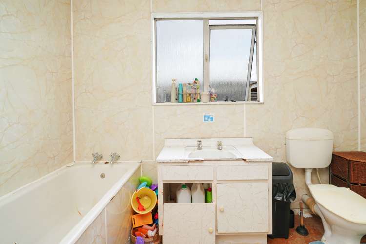 3 Harbison Street Otautau_12