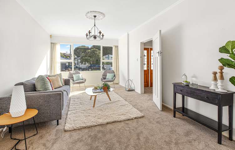 86 Kauri Street Miramar_4