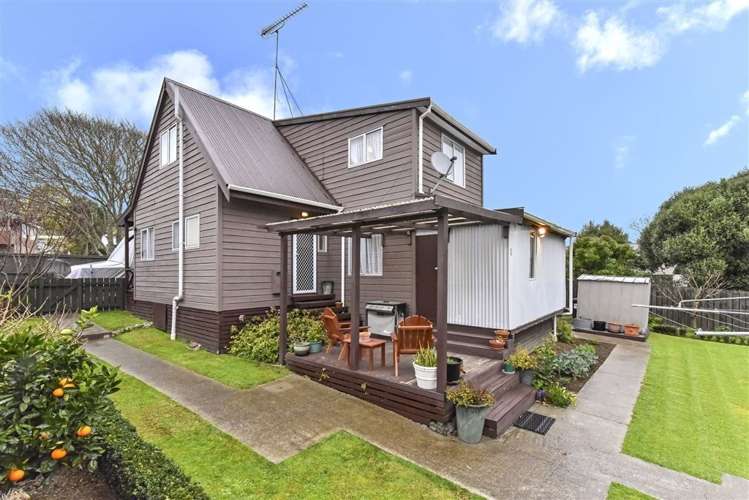 27 Chrisarda Place Red Hill_1