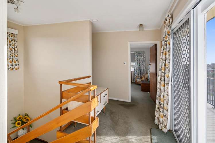 19 Le Cren Street Seaview_13