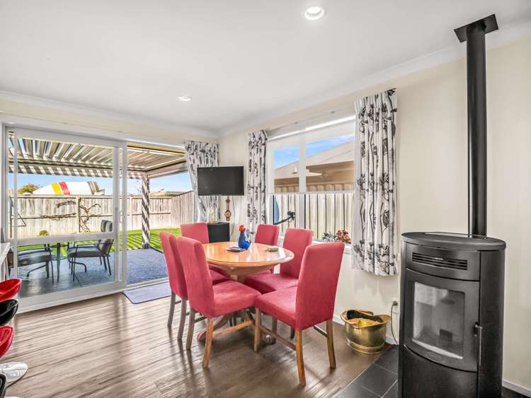 2/3 Retallick Way Amberley_6