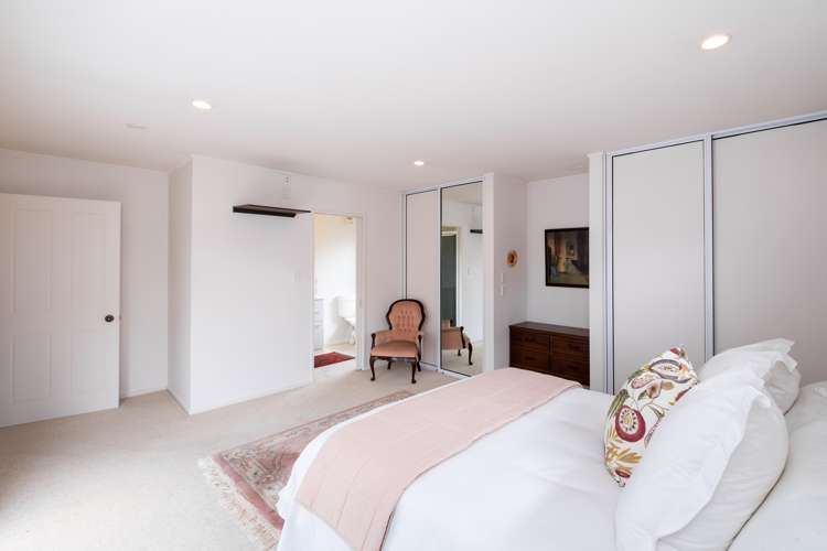 5 Kensington Drive Taradale_14