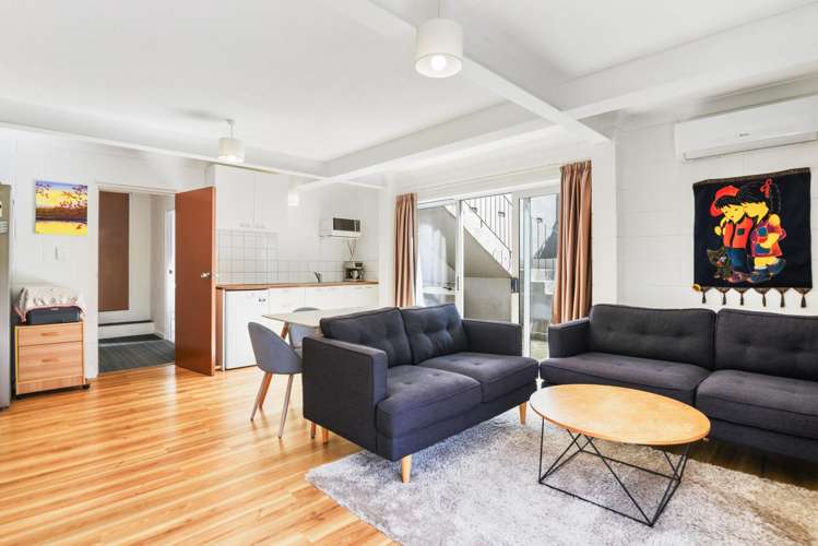 24A Utuhina Road Springfield_12