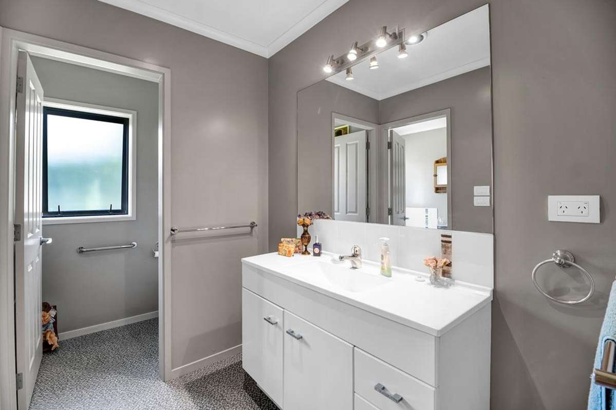 325A Awai Road_5