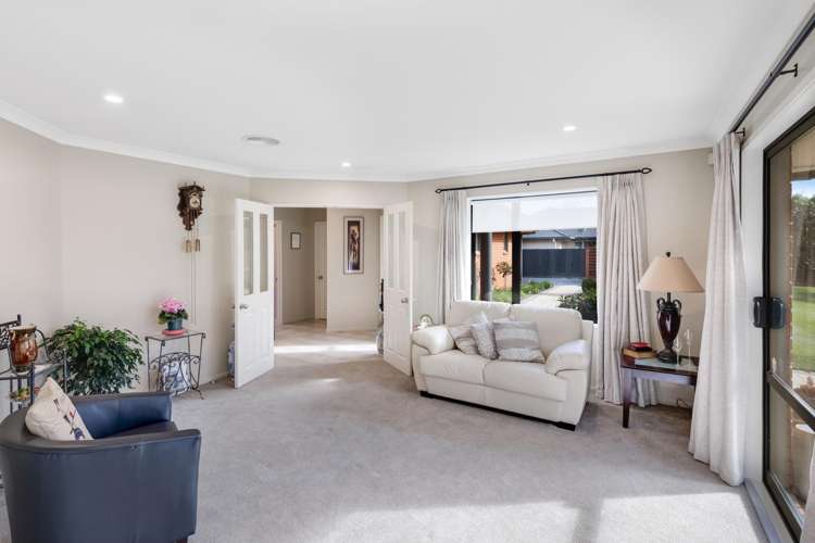 8 Gwen Place Redwood_10