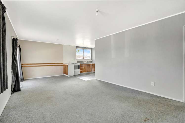 39 Odlin Crescent Nawton_6