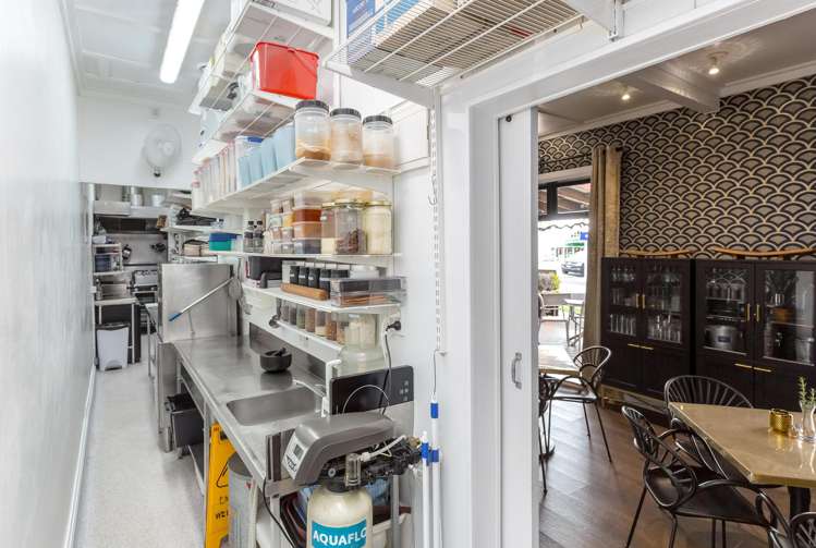 Shop 1/8 Kitchener Street Martinborough_15