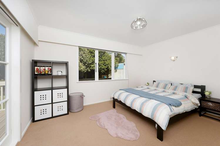 46 Lowtherhurst Road Massey_18