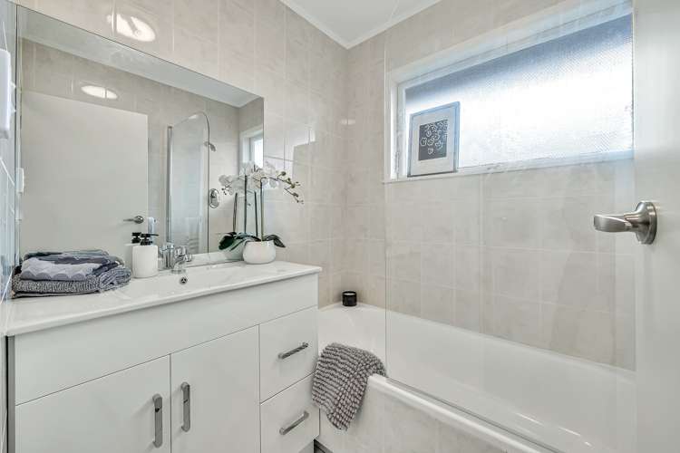 1/52 Wallace Road Papatoetoe_11