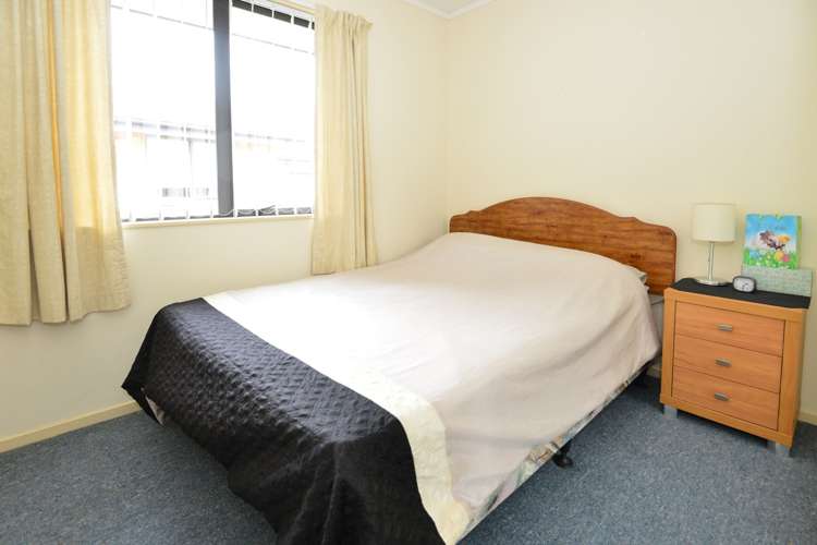 37 Regents Park Place Westgate_16