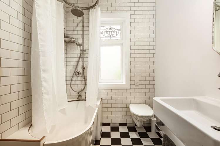 24 Chilka Street Berhampore_14