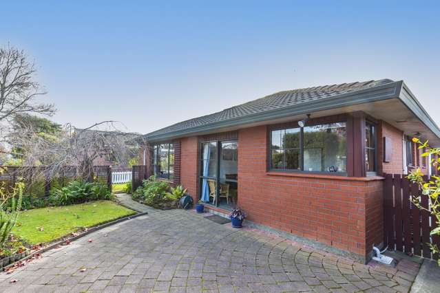 38A Greenock Street Redwood_4