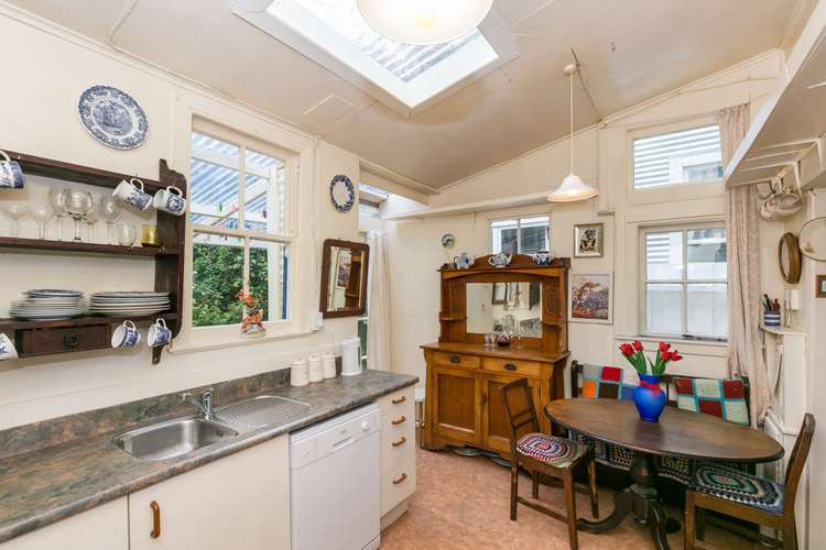 19 Holloway Road Aro Valley_5