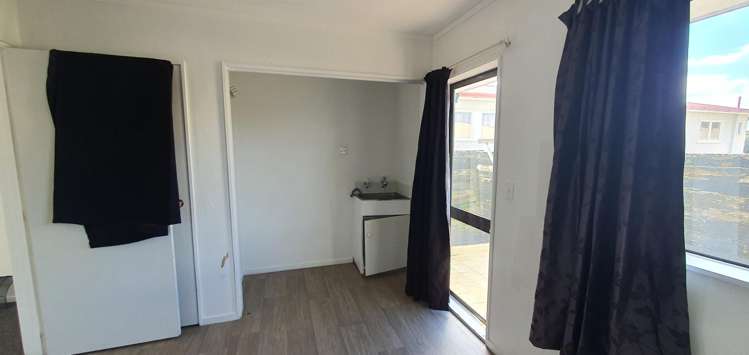 1F School Road 2634_6