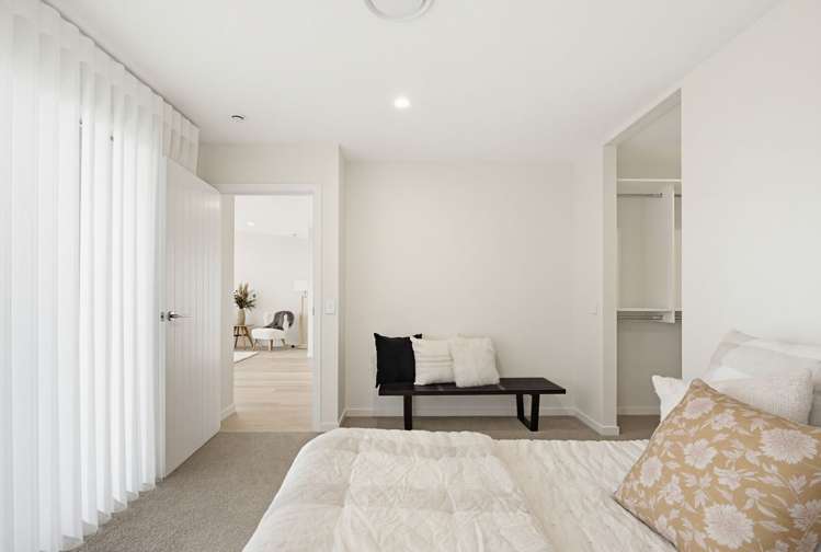 6 Homestead Avenue Stoke_11