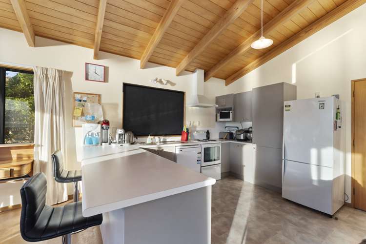 42 Lawrence Road Kenepuru Sound_12