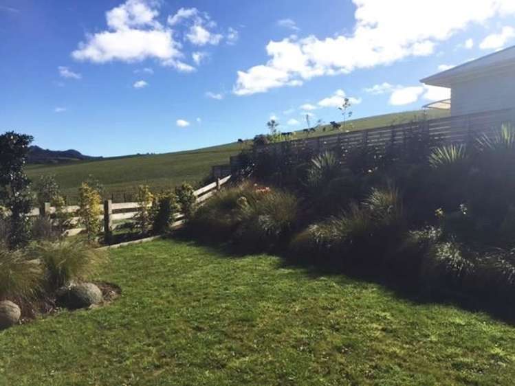 3 Laly Haddon Place Matakana_7