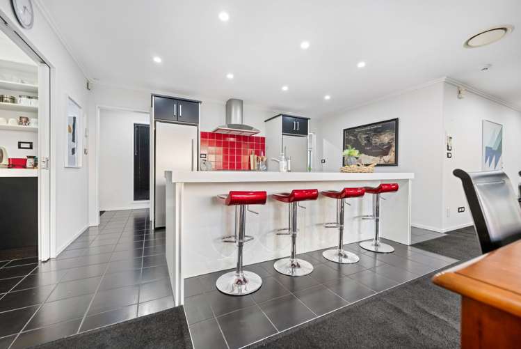 61 Somerton Drive Huntington_2