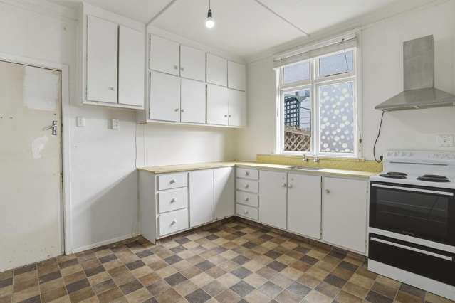 27 Sidey Street Calton Hill_3