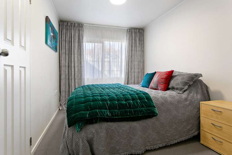 82 Moore Street Leamington_10