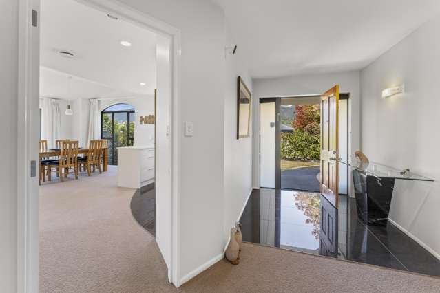 6 Heritage Crescent Richmond_4