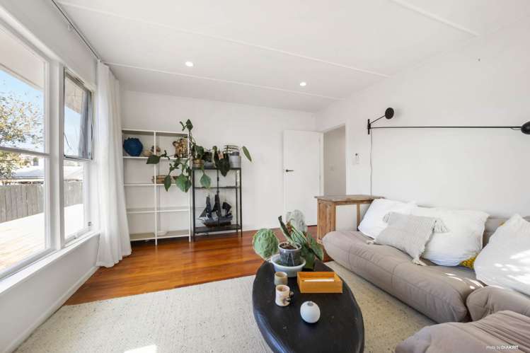 787 Te Atatu Road Te Atatu Peninsula_21