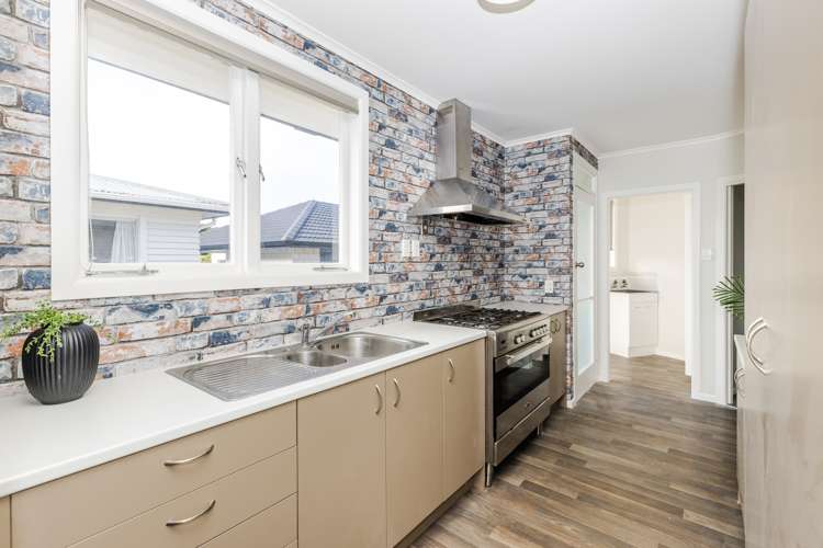 81 Collins Road Melville_11