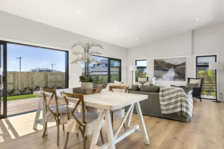 15 Makomako Crescent Wharewaka_8