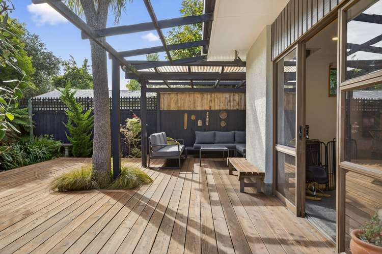 594 Harewood Road Harewood_19