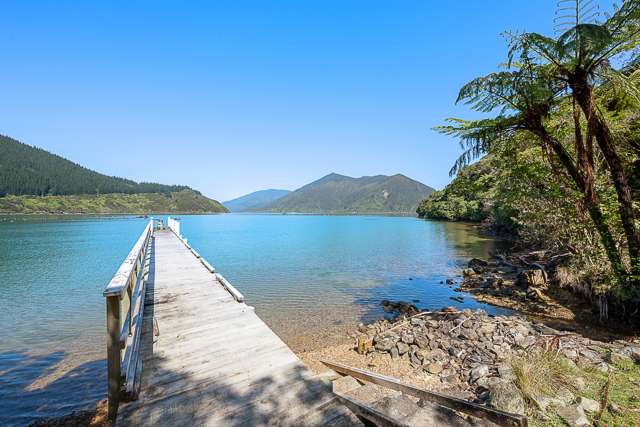 Nikau Bay Kenepuru Sound_4