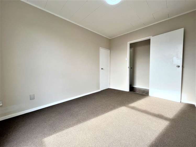 4 Hewlett Road Massey_7