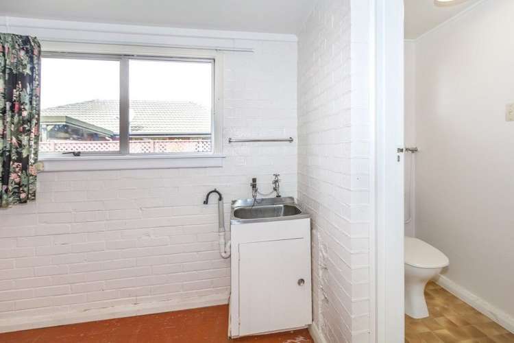 39 Seymour Street Hornby_10