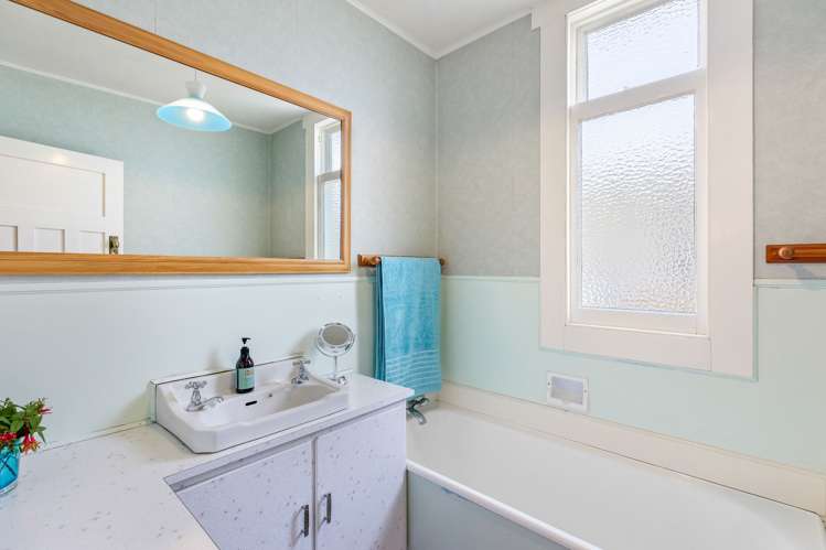 17 Harbutt Avenue Mount Albert_18