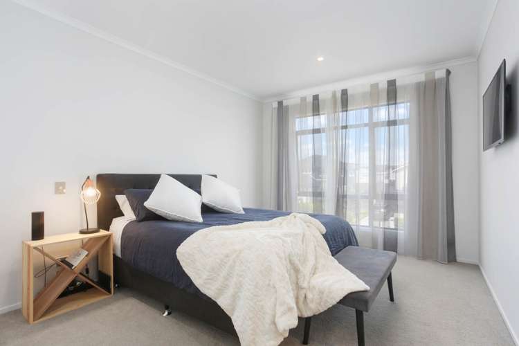 25 Couldrey Crescent Red Beach_12