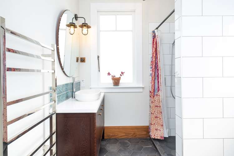 8 Burns Road Hospital Hill_11