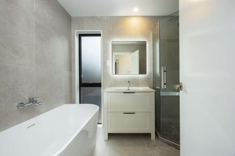 12-14 Taupo Street Green Bay_11