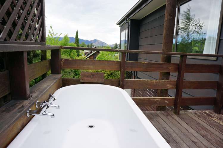 19 Chalet Crescent Hanmer Springs_21