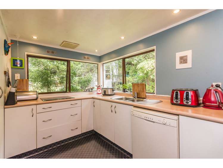 17 Karapiti Place Glen Eden_6