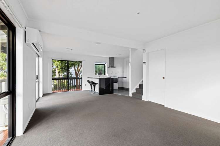 1/20 Cassandra Grove Totara Vale_9