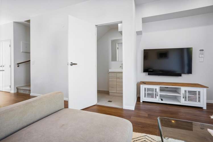 3/22 Coniston Avenue Te Atatu South_11