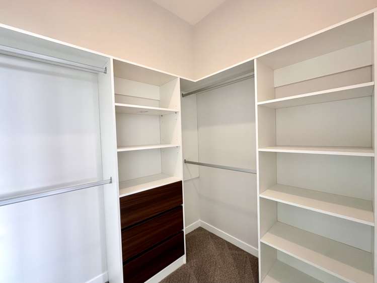 33 Tipu Crescent Milldale_15